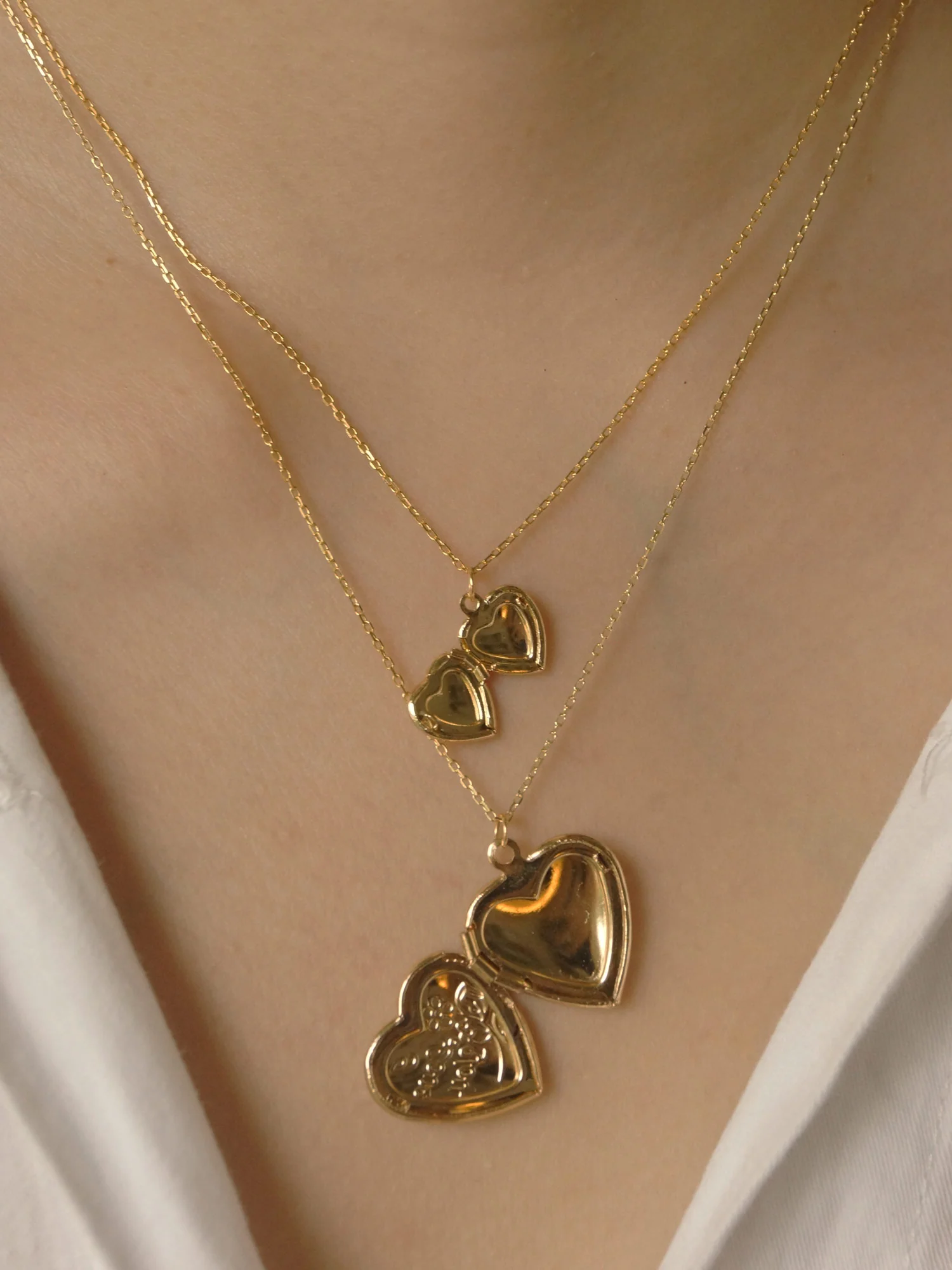 ELLIE Locket Necklace - Image 3
