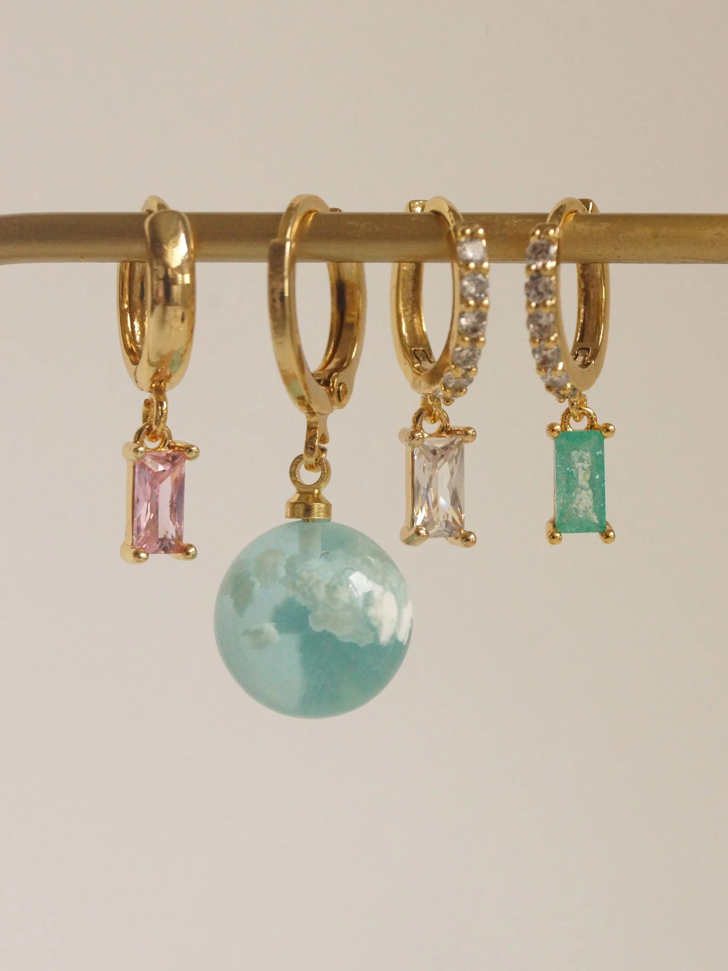 REVERIE Huggies - Clear *18K Gold-plated - Image 4